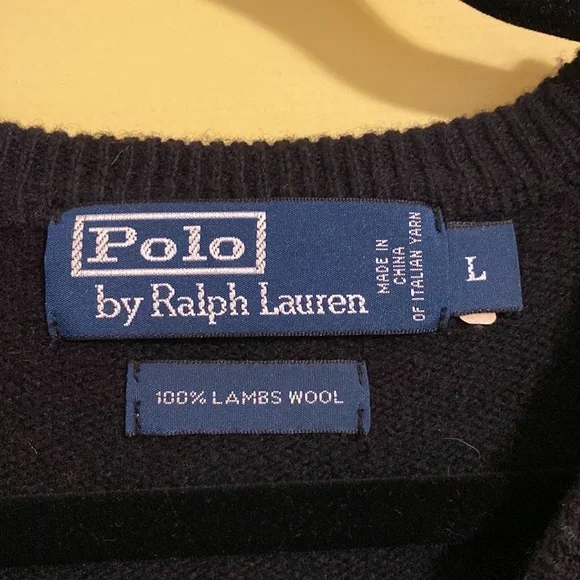 Ralph Lauren Mens Vneck Sweater 100% Lamb Wool in Black with Purple Embroidery - Picture 5 of 7